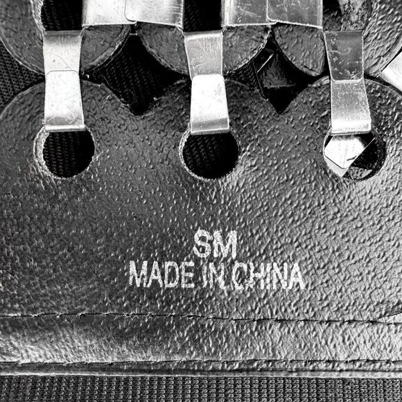 Wide Embossed Corset Belt - Picture 7 of 7